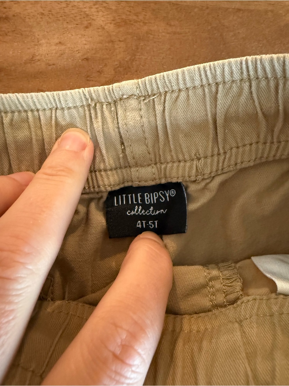 Little Bipsy khaki shorts 4-5T - Picture 3 of 3
